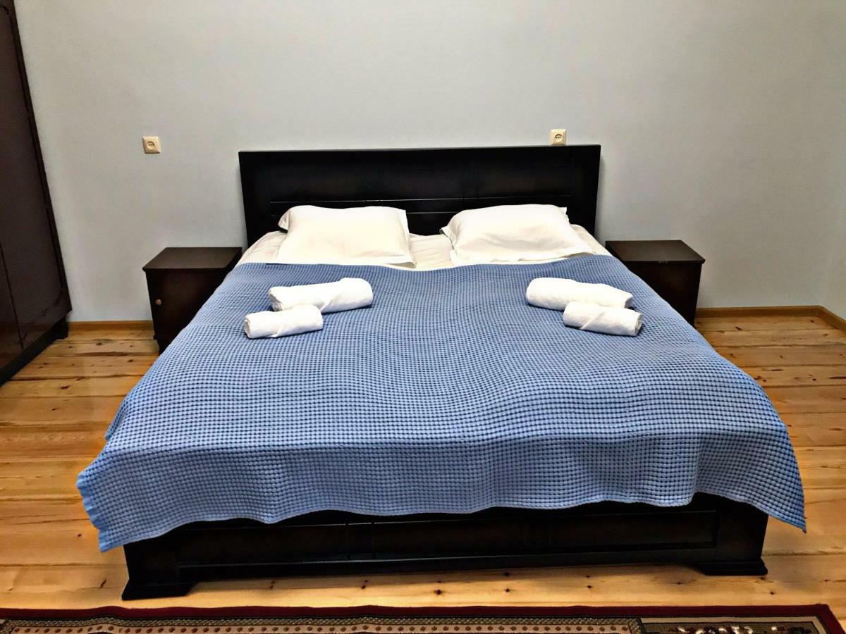 Season Hotel Кутаиси Екстериор снимка