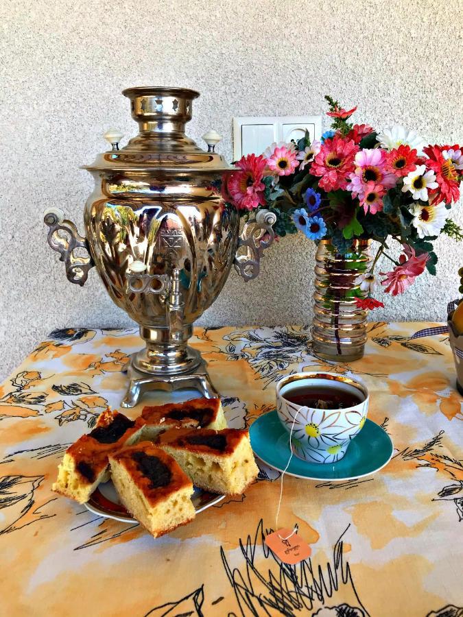 Season Hotel Кутаиси Екстериор снимка